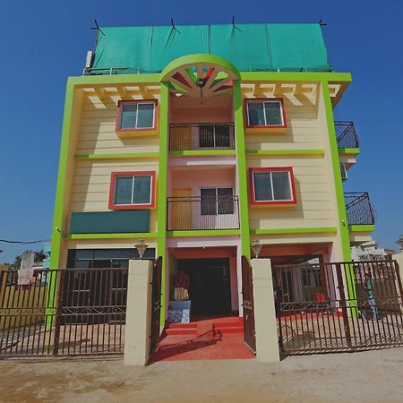 Hotel Grand Paradise 布巴内什瓦尔 外观 照片